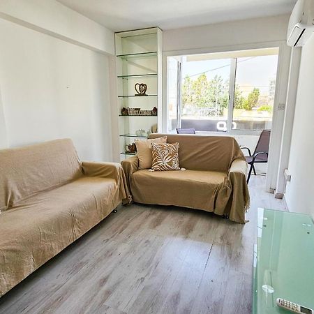 Cheer Up City Apartment, Near To The Finikoudes Beach Larnaca Dış mekan fotoğraf