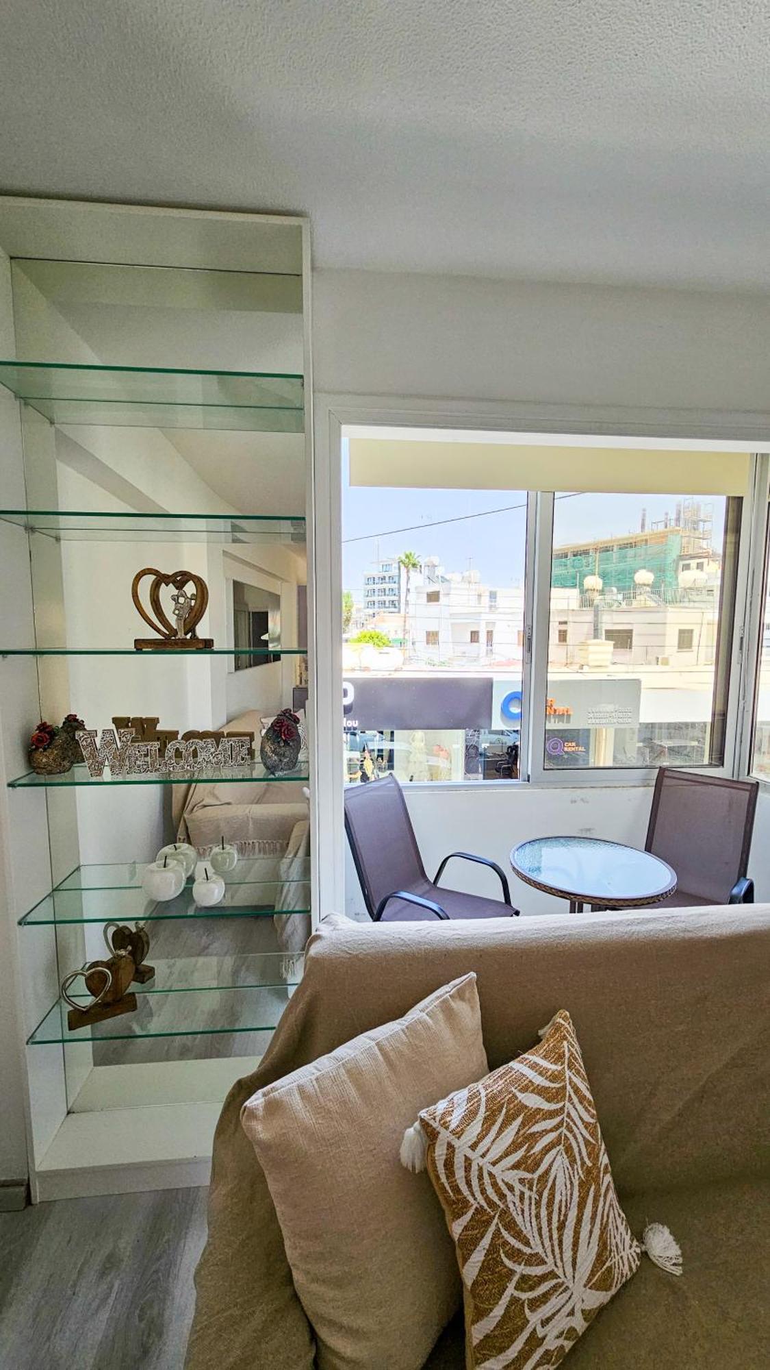 Cheer Up City Apartment, Near To The Finikoudes Beach Larnaca Dış mekan fotoğraf